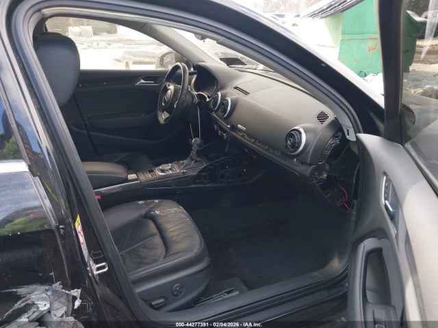 2015 AUDI A3 WAUEFGFF9F1009451 Photo 4