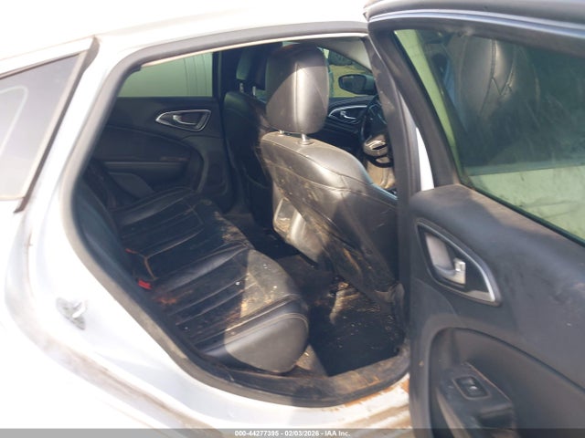 44277395 :رقم المزاد ، 1C3CCCAG4GN192459 vin ، 2016 Chrysler 200 Limited Platinum مزاد بيع