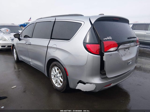 2021 CHRYSLER VOYAGER 2C4RC1DG0MR527740 Photo 2