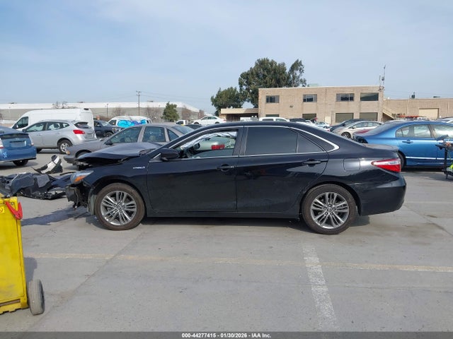 4T1BD1FK8FU154982 Toyota Camry Hybrid Se