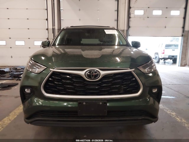 Toyota Highlander Xle 2023 5TDKDRBH4PS513750 Image 13