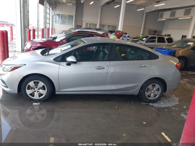 1G1BC5SM5J7207059 Chevrolet Cruze Ls Auto