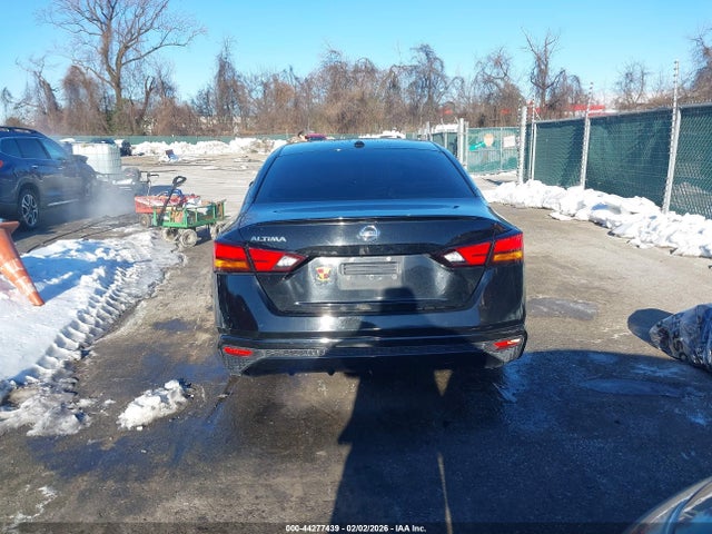 44277439 :رقم المزاد ، 1N4BL4BVXLC220674 vin ، 2020 Nissan Altima S Fwd مزاد بيع
