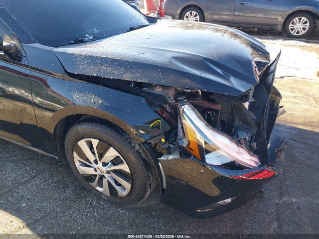 44277439 :رقم المزاد ، 1N4BL4BVXLC220674 vin ، 2020 Nissan Altima S Fwd مزاد بيع