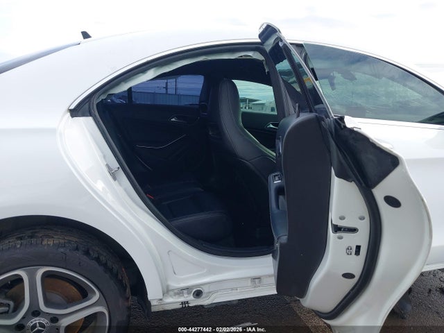2019 MERCEDES-BENZ CLA 250 WDDSJ4EB2KN717504 Photo 7