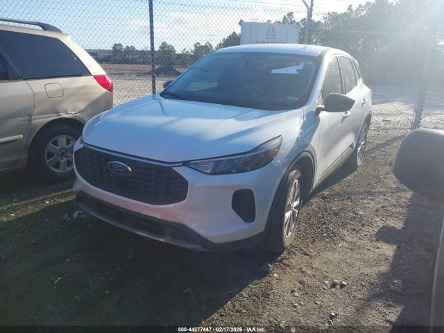 Ford Escape Active 2023 1FMCU0GN5PUA41371 Image 2