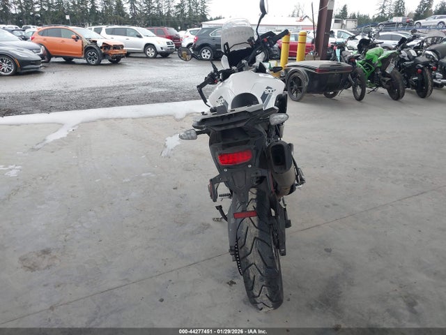 2023 TRIUMPH MOTORCYCLE TIGER SMTE67DF8PTBH5326 Photo 5