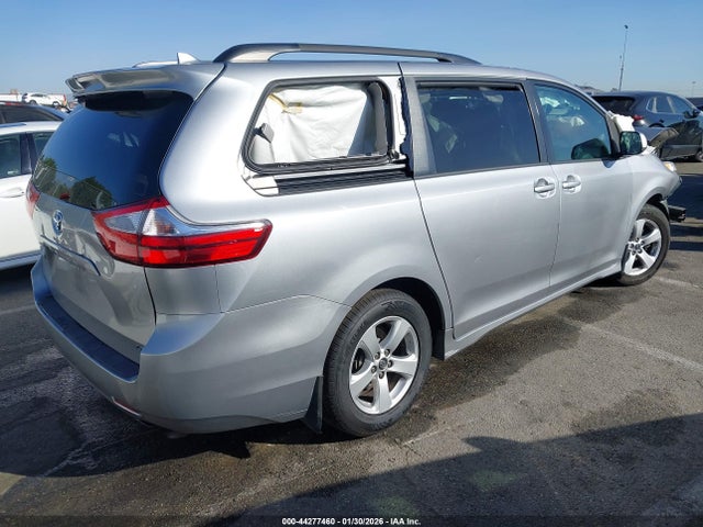 5TDKZ3DC5JS928180 Toyota Sienna Le 8 Passenger
