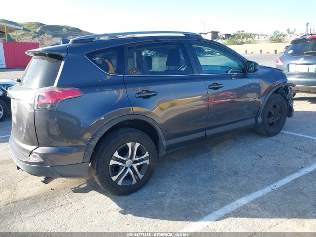 2T3BFREV6HW642150 Toyota RAV4 LE
