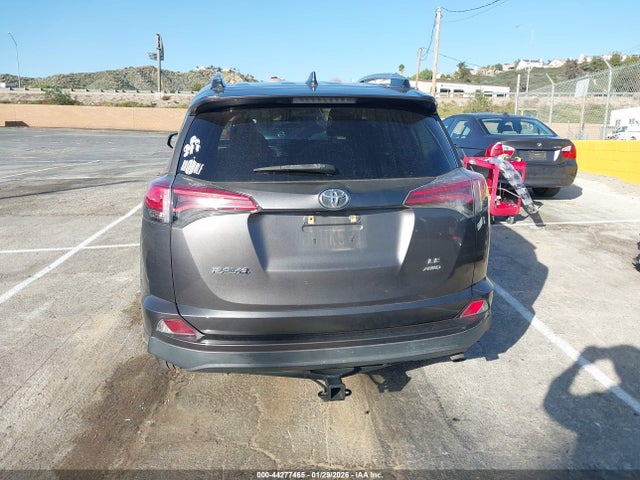 2T3BFREV6HW642150 Toyota RAV4 LE