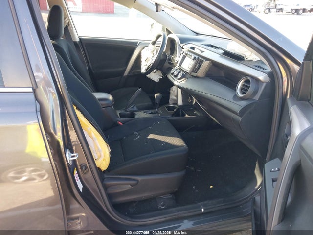 2T3BFREV6HW642150 Toyota RAV4 LE
