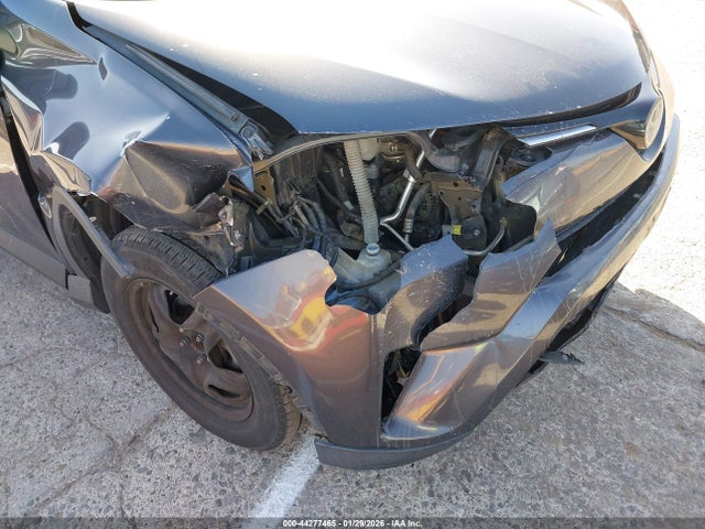 2T3BFREV6HW642150 Toyota RAV4 LE
