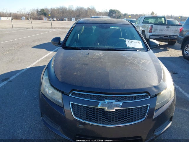 1G1PA5SH5E7368757 Chevrolet Cruze Ls Auto