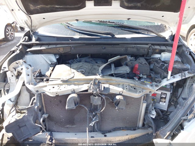 5TDKZRFH2KS572641 Toyota Highlander Xle