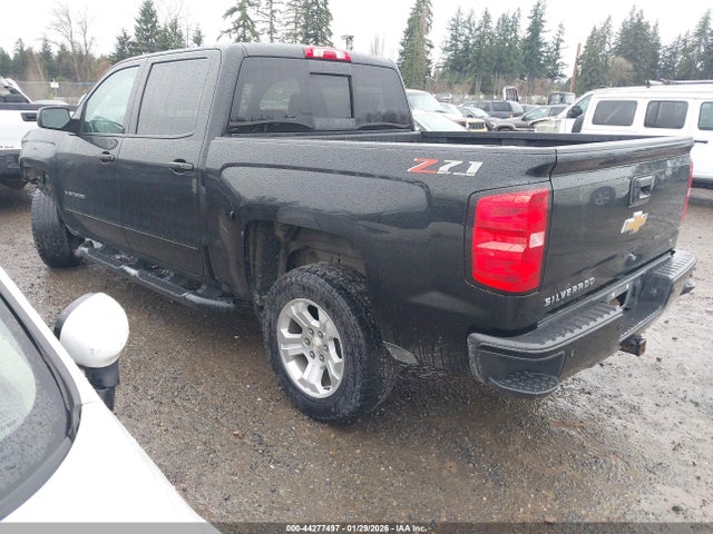 3GCUKREC2JG605881 Chevrolet Silverado 1500 2lt