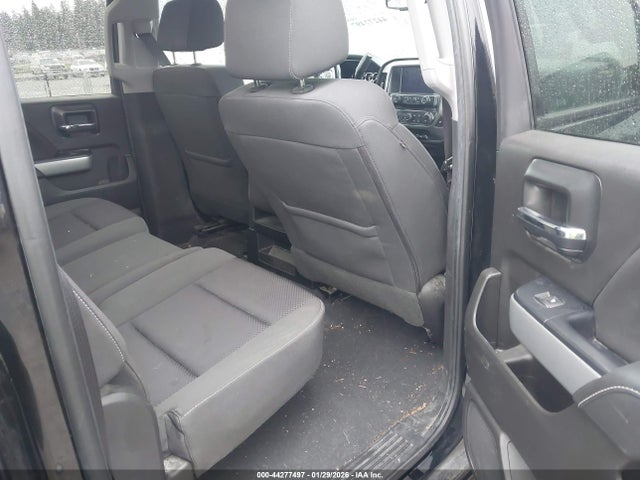3GCUKREC2JG605881 Chevrolet Silverado 1500 2lt