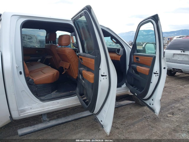 Продажа на аукционе авто 2024 Toyota Tundra Hybrid 1794 Limited Edition 4wd, vin: 5TFWC5DB3RX073216, номер лота: 44277505