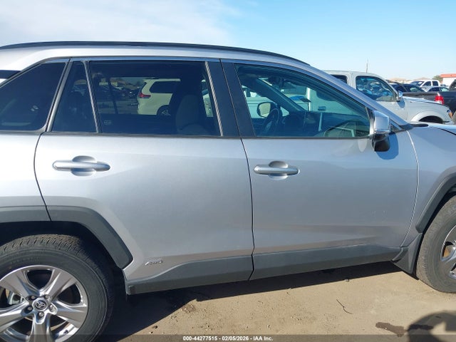 4T3RWRFV4RU137092 Toyota Rav4 Hybrid Xle