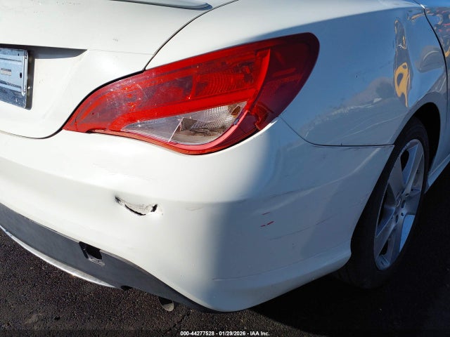 Mercedes-Benz CLA 250 2016 WDDSJ4EB3GN365136 Image 18