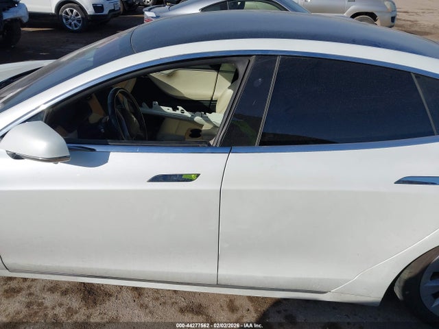 Aukcja sprzedaży 2018 Tesla Model S 100d/75d/p100d, vin: 5YJSA1E23JF294941, numer aukcji: 44277562