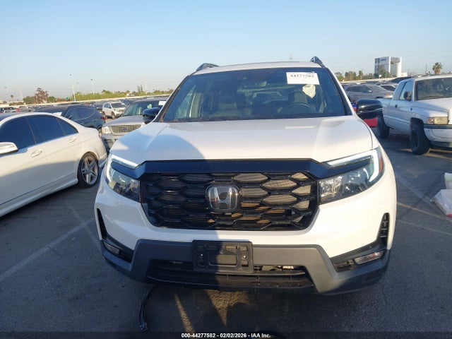 Honda Passport Awd Elite 2022 5FNYF8H05NB012979 Image 13