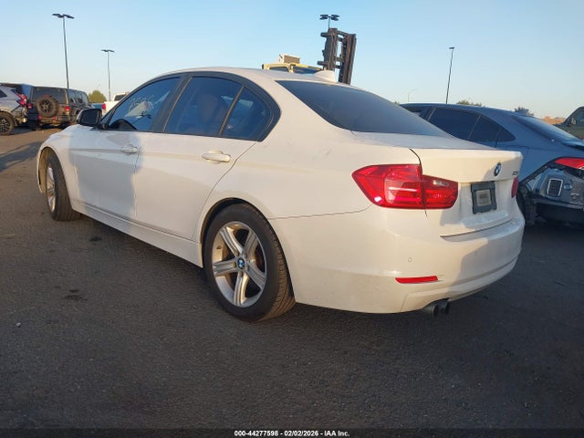 2014 BMW 328I WBA3A5G5XENP29767 Photo 2