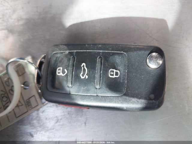 3VWL17AJ1GM336755 Volkswagen Jetta 1.8t Sel