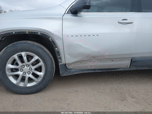 1GNERFKW6JJ103412 Chevrolet Traverse Ls