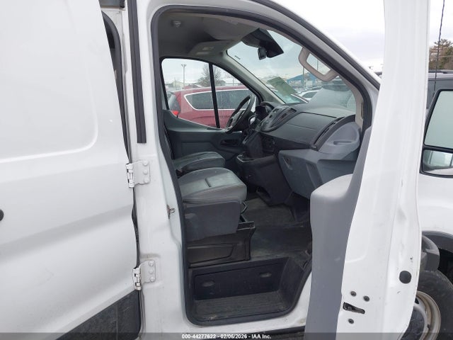 1FTYR2ZM5KKA85130 Ford Transit-250