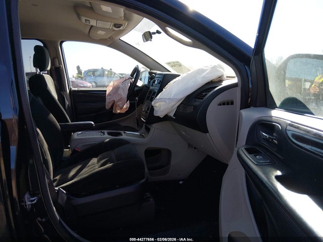 2C4RDGCG3GR355287 Dodge Grand Caravan Sxt