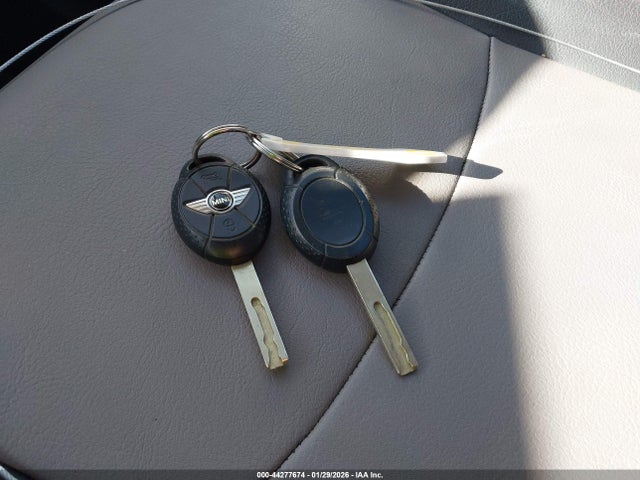 2005 MINI COOPER S WMWRE33495TD97402 Photo 10