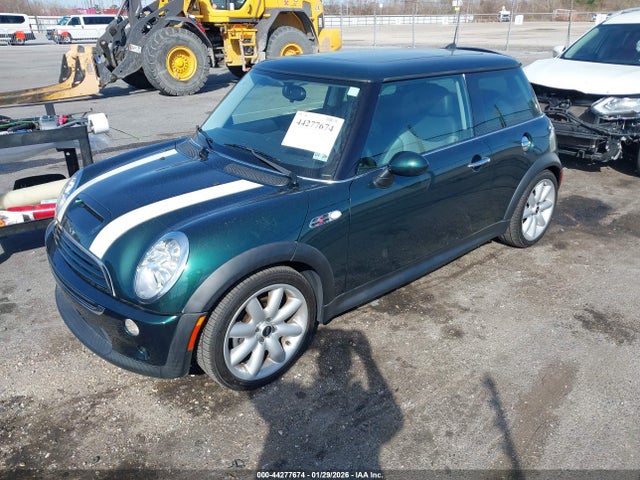 2005 MINI COOPER S WMWRE33495TD97402 Photo 1