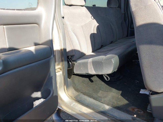 44277723 :رقم المزاد ، 1GTHK29G91E202932 vin ، 2001 Gmc Sierra 2500hd Sle مزاد بيع