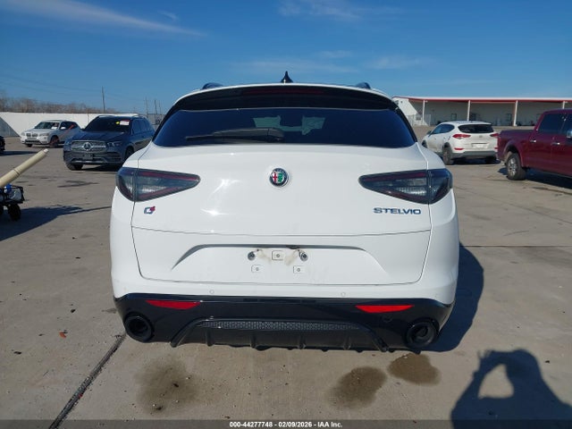Alfa Romeo Stelvio Veloce Awd 2024 ZASPAKBN0R7D75558 Image 16