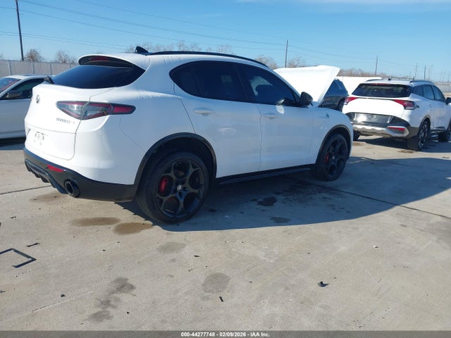 Alfa Romeo Stelvio Veloce Awd 2024 ZASPAKBN0R7D75558 Image 4