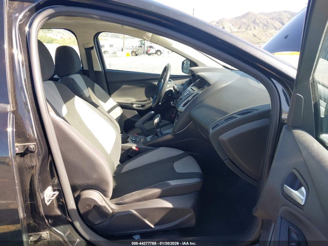 1FADP3F24EL341968 Ford FOCUS SE