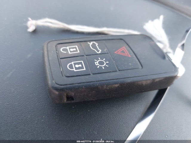 Aukcja sprzedaży 2015 Volvo Xc60 T5 Premier, vin: YV440MDKXF2720873, numer aukcji: 44277774