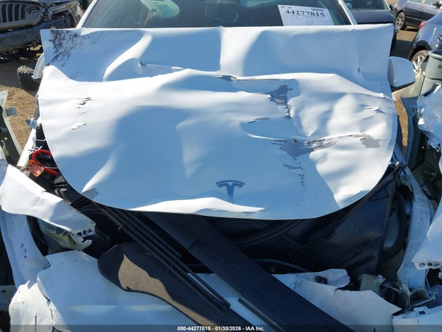 2024 TESLA MODEL Y 7SAYGDED1RF193049 Photo 9