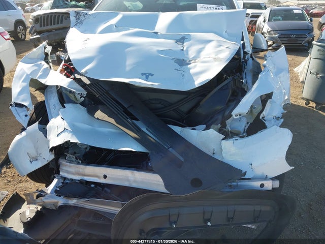 2024 TESLA MODEL Y 7SAYGDED1RF193049 Photo 5