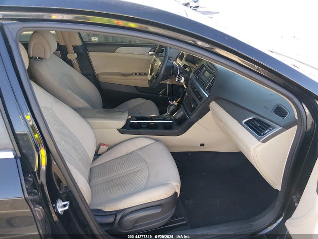 5NPE24AF1FH145828 Hyundai SONATA SE