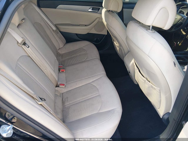5NPE24AF1FH145828 Hyundai SONATA SE