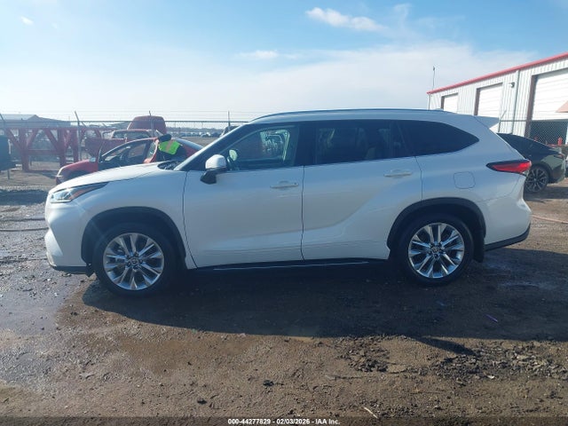5TDDZRBHXMS524807 Toyota Highlander Limited