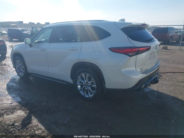 5TDDZRBHXMS524807 Toyota Highlander Limited