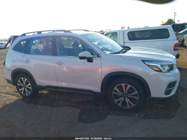 Subaru Forester Limited 2019 JF2SKAUC2KH508411 Image 13