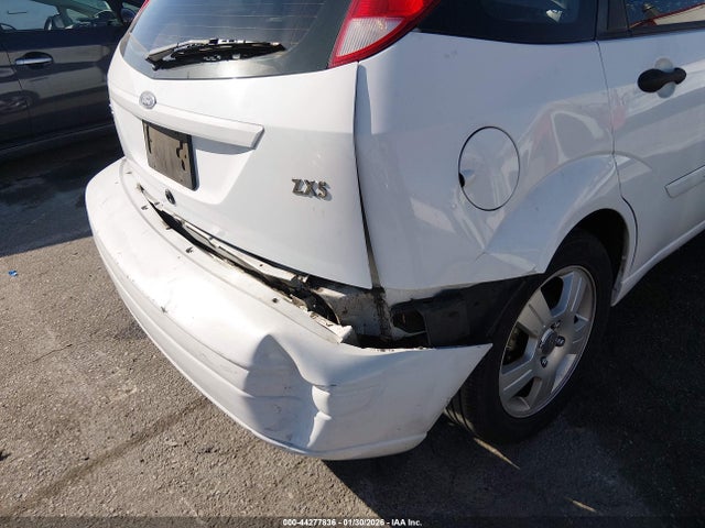2003 FORD FOCUS 3FAFP37Z03R163690 Photo 5
