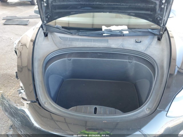 2019 TESLA MODEL 3 5YJ3E1EA5KF326578 Photo 9