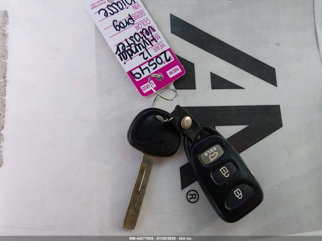 Продажа на аукционе авто 2012 Hyundai Veloster Base W/gray, vin: KMHTC6AD3CU069637, номер лота: 44277855