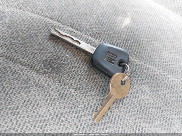 44277884 :رقم المزاد ، 1HA3GTCG9JN007564 vin ، 2018 Chevrolet Express Cutaway Work Van مزاد بيع