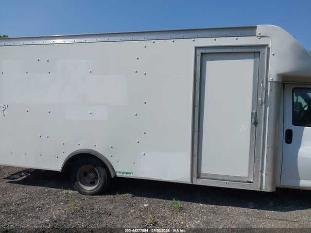 44277884 :رقم المزاد ، 1HA3GTCG9JN007564 vin ، 2018 Chevrolet Express Cutaway Work Van مزاد بيع