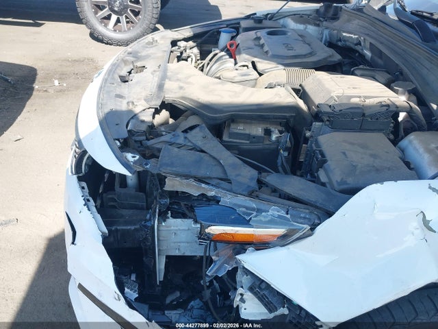 5XXGT4L38KG368270 KIA Optima S